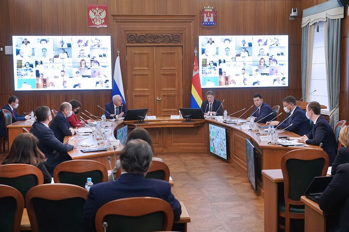 Михаил Мурашко: В регионе принимаются своевременные решения по борьбе с коронавирусом и идет мобилизация всех служб