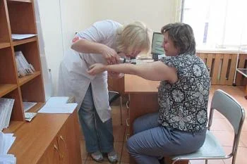 В первый день акции по ранней диагностике новообразований кожи на бесплатный прием к врачам пришли более 60 человек
